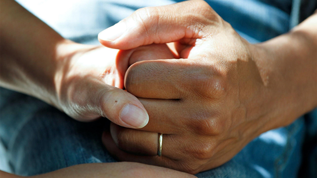How to Get the Best Caregiver Jobs Near You and Who Is Hiring