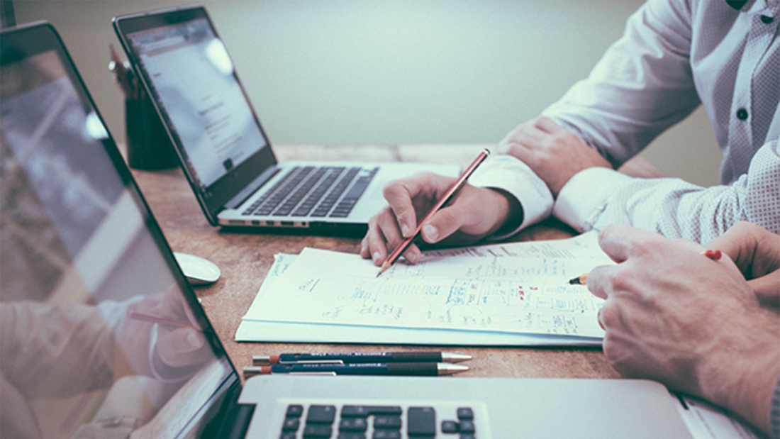 The Best Data Analyst Jobs and How to Land One in Australia