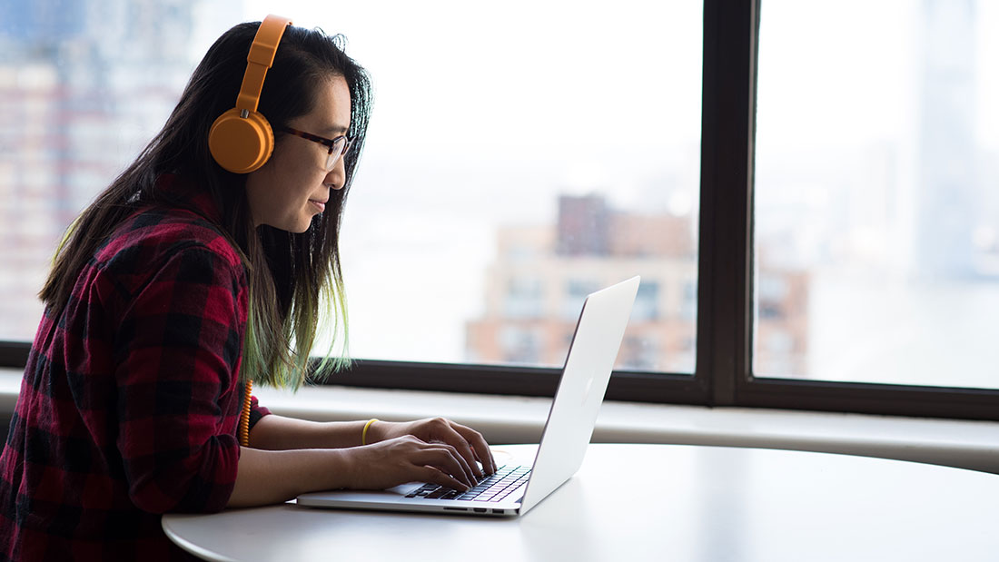 Call Centre Jobs: The Best Roles and How to Get Hired