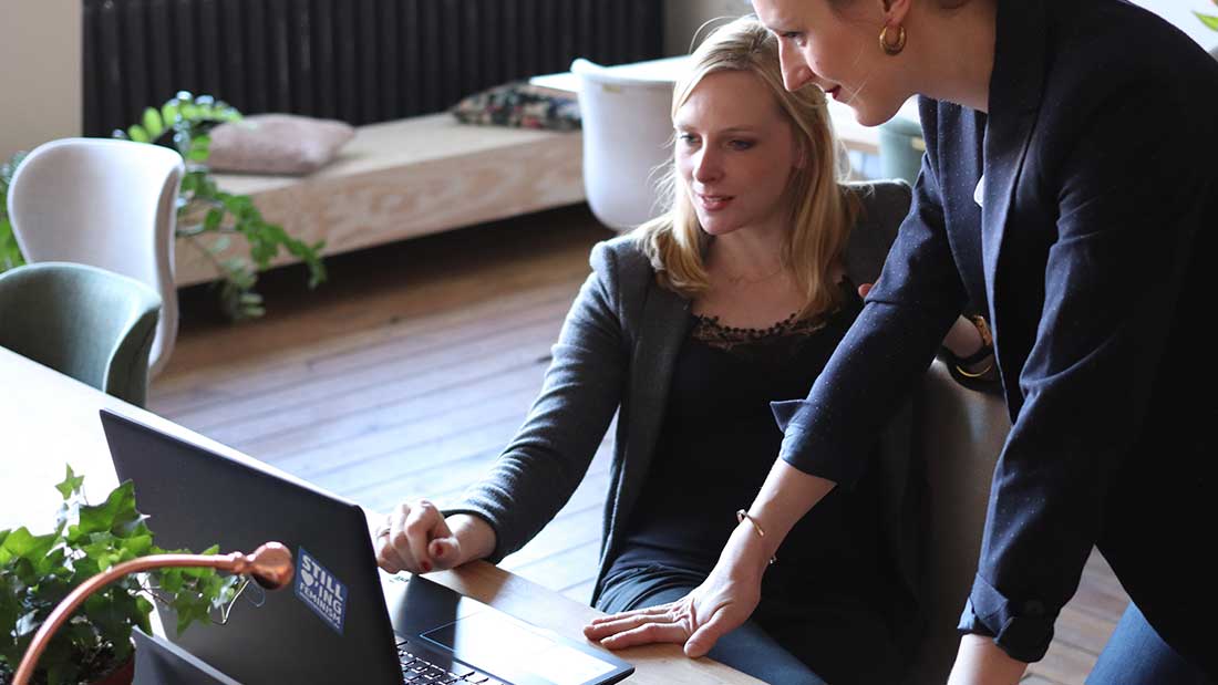 Team Leader Job Description, Duties and Salary Guide