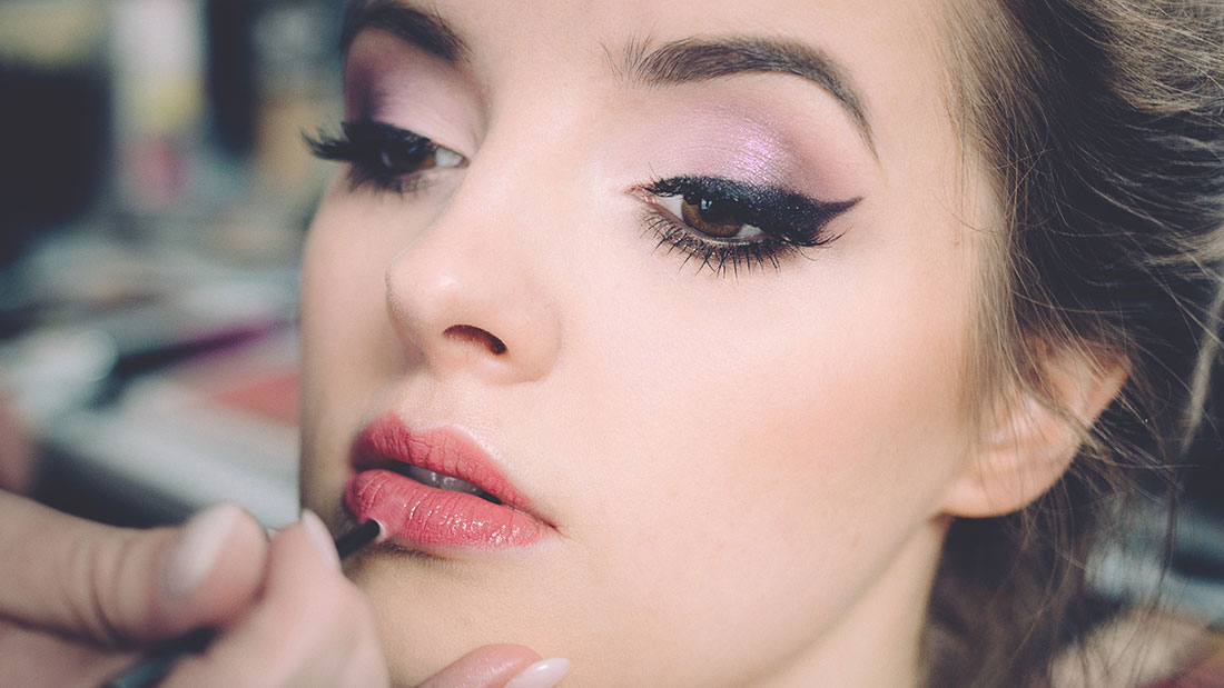 Beauty Therapist Careers: Duties, Training and Pay